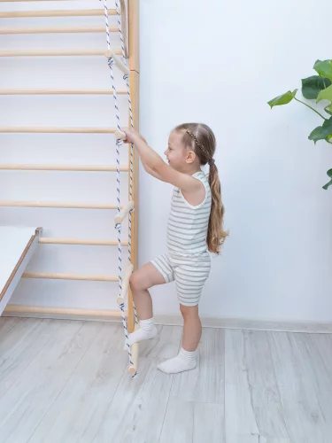 Pikler-Dreieck Set aus 4 Teilen: Indoor-Spielplatzbogen und Dreieck-Klettergerüst, Montessori-Toddler-Spielgymnastik